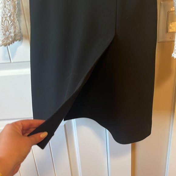 Maje Black and Cream Lace Dress with long sleeves - Picture 4 of 7